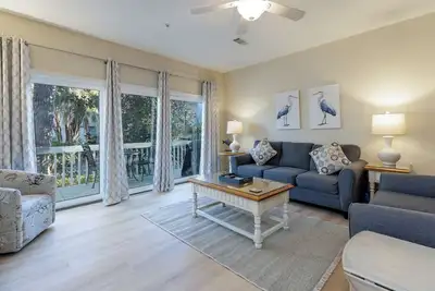 Image de 40 Ocean Breeze, Beautiful Pet Friendly mis à jour, vélos gratuits, tennis et piscine