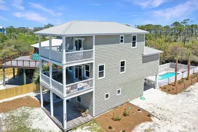 Image de Piscine privée, facile accès à la plage, Midway Bas Cape San Blas ~ Searenity
