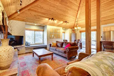 Image de 5br Spacieux Park City Home près des remontées mécaniques!