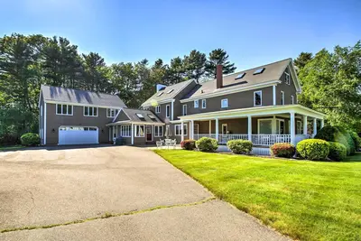 Image de Accueil Kennebunk Prime avec table de billard - Près de la plage!