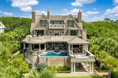Image de 9 Nicklaus: Luxury Oceanfront 7 Br Home avec piscine privée