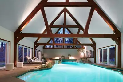 Image de L'Unique Manoir | 9 chambres | Piscine intérieure | À pied du complexe