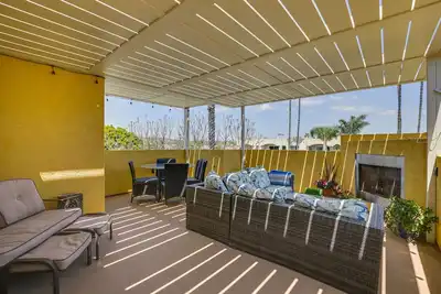 Image de Pacific Beach House w / Rooftop Deck - Promenade à la plage