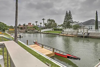 Appartement 3br au 1er étage avec quai sur le canal Corpus Christi