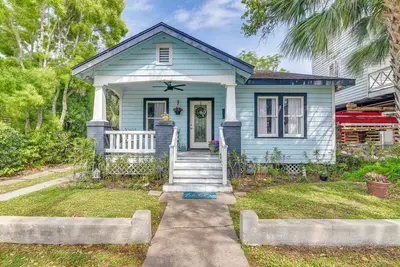 Image de Bungalow Galveston paisible à quelques pas de la plage!