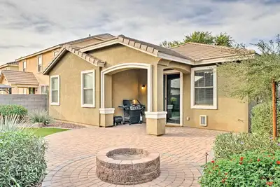 Image de Spacieux Gilbert Family Home w \/ Yard - Dog Friendly
