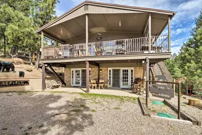 Image de Ruidoso 'Bear Hill Cabin' mis à jour avec salle de jeux!