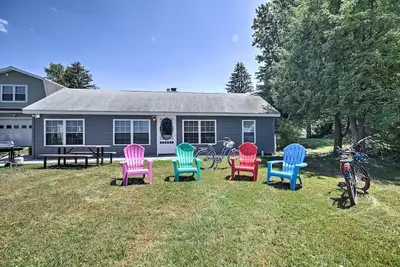 Image de «Willow Point» au bord du lac Isle La Motte Home!