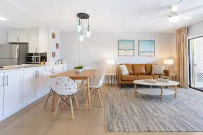 Image de Penthouse - À côté de la jetée - Entièrement rénové - Unité de coin
