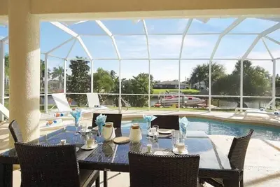 Image de Villa Summer Melody - Élégante maison de piscine moderne de 4 chambres avec exposition sud, wifi gratuit