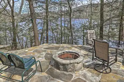 Image de Lakefront New Preston Cottage w \/ Dock & Fire Pit!