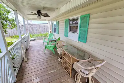 Image de Cottage Covey et Restin 'Roost - Duplex intérieur �� Quaint Island