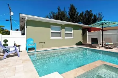 Image de Island Delight - une toute nouvelle piscine privée chauffée chauffée et bain à remous