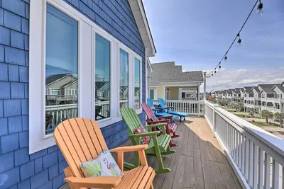 Image de Charmant Surf City House w / ascenseur, à pied de la plage