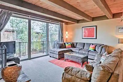 Image de Condo South Lake Tahoe Resort avec quai privé!
