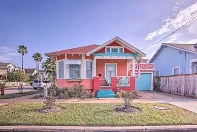 Image de «Rose's Beach House» - 2 pâtés de maisons à la jetée de plaisance!