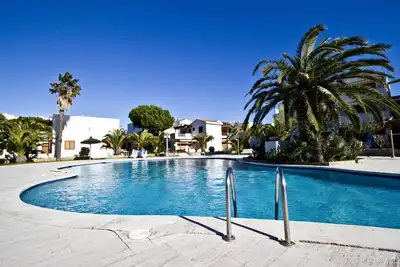 Image de Punta Prima Grana avec piscine commune, plage Ă 100m