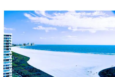 Image de Superbes vues sur la plage et valeur + piscine chauffée! S. Seas Tower 3, voir nos avis