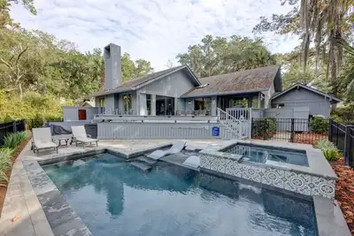 Image de Beautiful Pet Friendly Sea Pines Accueil, vélos gratuits, accès à la piscine, promenade à la plage