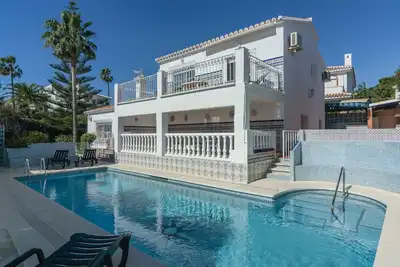 Image de Cubo's Villa Marieli Chilches \/ piscine privée \/ vue sur la mer \/ climatisation \/ wifi gratuit