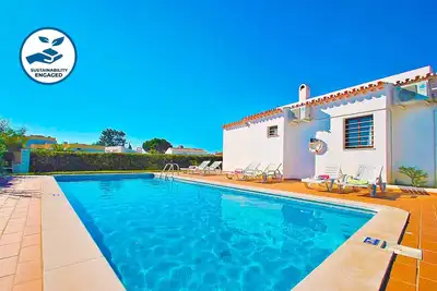 Image de Charming Villa With Heatable Private Swimming Pool, Air Con, Bbq And Wi-Fi