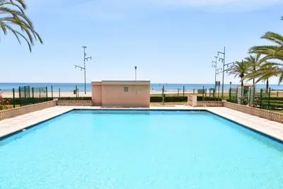 Image de Pineda 5 avec piscine commune, plage Ă 100m