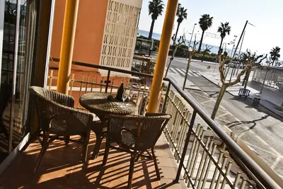 Image de Cristobal Appartement Ă La Pineda, plage a 50m