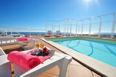 Image de Stunning Penthouse, Private Pool, Free Wi-Fi, A\/C, Breath-Taking Views