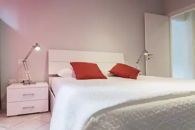 Image de Appartement d'une chambre avec vue sur les jardins du Guggenheim musée