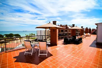 Image de Tecavi terrasse avec vue sur la mer, plage Ă 50m
