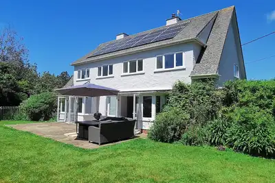 Image de Langtrees - Beautiful Gardens | Coastal | Hot Tub*
