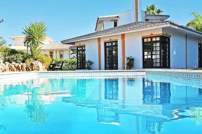 Image de Charming Villa, Heatable Swimming Pool, Ac, Wi-Fi And 2 Min Drive To The Beach