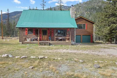 Image de Cinq étoiles \"Camp Griffin sur la rivière\" Cabane dans les bois; 1 acre beaucoup; table de billard
