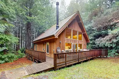 Image de Calme, escapade luxueuse w / bain �� remous privé - près de Mendocino