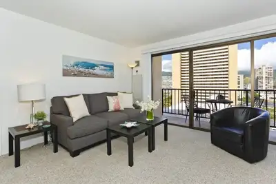 Image de Unité de coin avec vue sur la montagne, cuisine complète, Ac, WiFi gratuit et un parking!