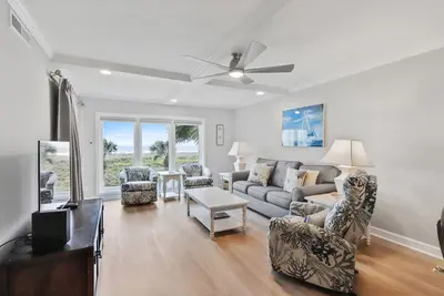 Image de Shorewood 205 - Superbe vue sur l'océan au deuxième étage Condo
