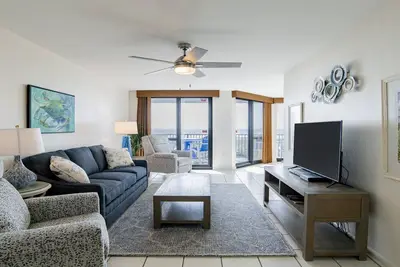 Image de Great Condo 2e étage Mis à jour à Phoenix Vi. Spring Deals! ! !