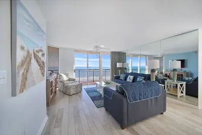 Image de Windy Hill Dunes - OceanFront Gem - Récemment rénové - Détails de luxe