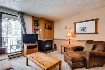 7ème nuit gratuite! Profitez de Breckenridge dans ce condo récemment mis à jour, Parking, WiFi
