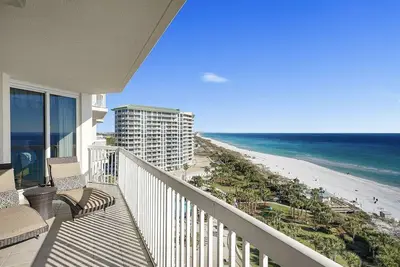 Image de Superbe Condo Gulf Front en Silver Shells Avec vue et Aménagements Phénoménaux sur le Golfe!