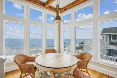Image de Oceanfront: des vues sans fin! Piscine, Hottub, Ascenseur! Belle salle de billard! Animaux ok