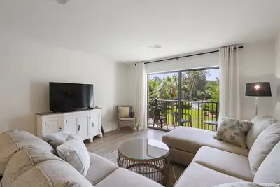 Image de Surf Court 53 - Perfect Family Retreat - 2 chambres 2 1/2 bains