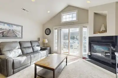 Image de Condo de plage Dog-friendly dans un excellent emplacement pour explorer toute la plage de Rockaway
