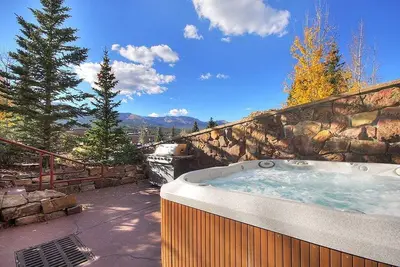 Superbe townhome avec excellent emplacement à Main St & Pistes - Vues phénoménales