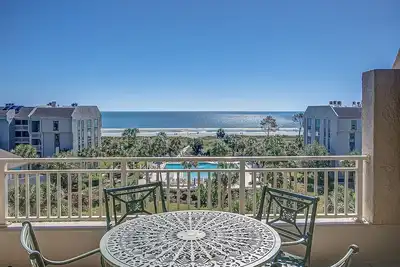 Image de 534 Shorewood -Oceanfront! Piscine chauffée Kiddy Pool, Spa & Zero Entry