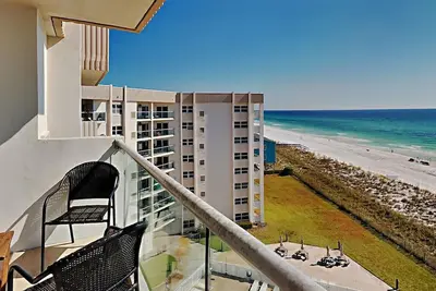 Image de Hakuna Matata - Penthouse Gulf Front - Parfait pour les couples et les petites familles!