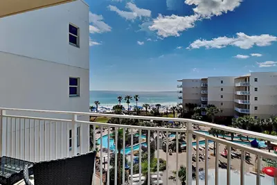 Image de Condo Waterscape mignon ~ Étapes vers la plage ~ Grandes commodités Resort!