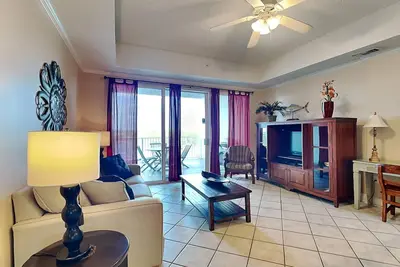 Image de Condo Incroyable A Wharf Resort ~ Belle vue ~ Exciting équipements de la station!
