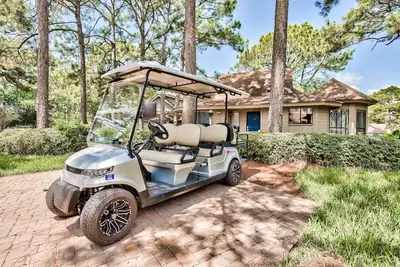 Image de Pet Friendly 2br 2 Ba maison sur le lac de la station. Livré avec Golf Cart privé!
