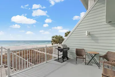 Image de Mettez de la vitamine vitamine dans vos vacances! Gulf Front Town Home - quartier calme et occidental